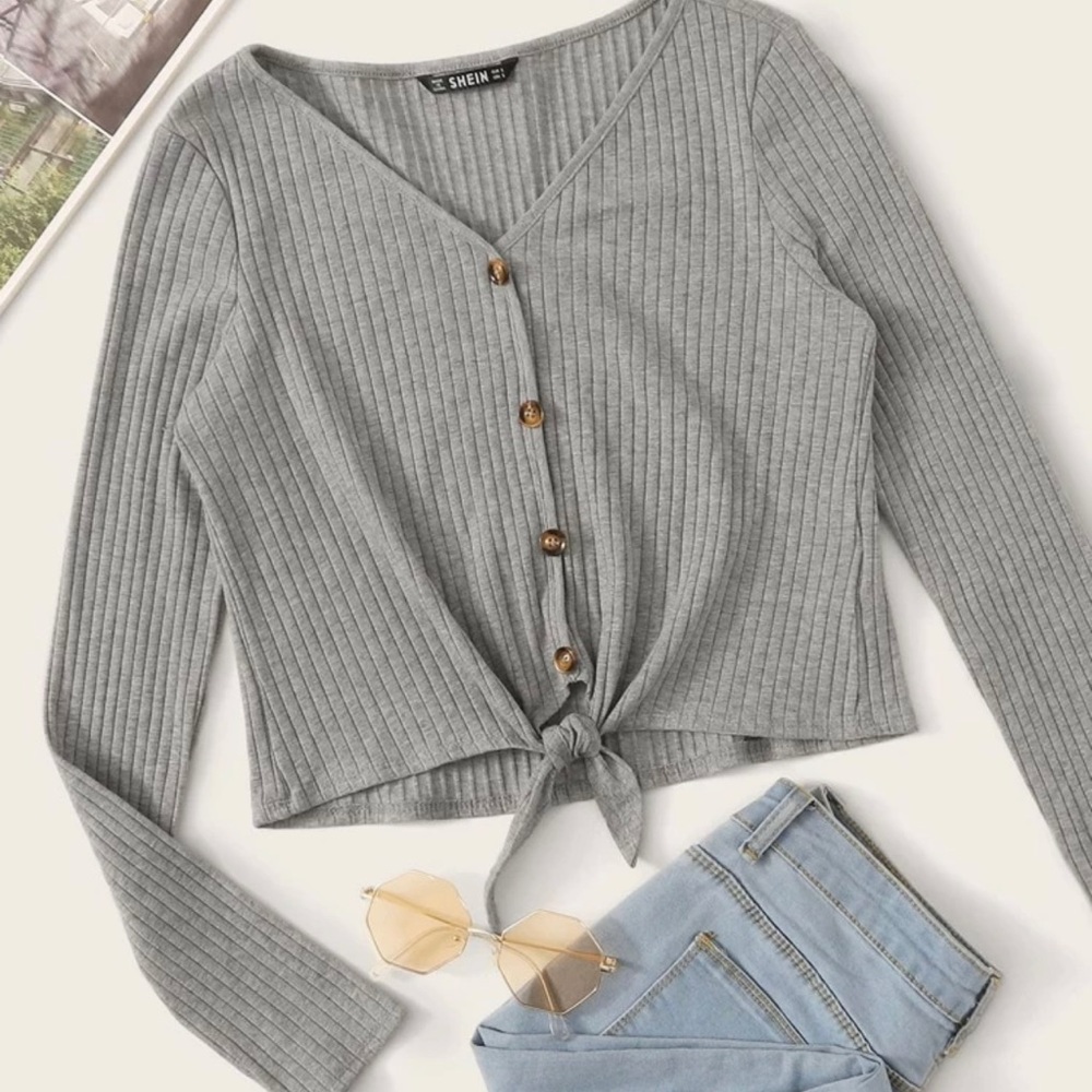 Long sleeve crop top